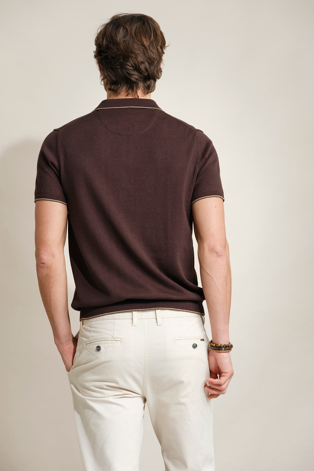 CAMISOLA COM GOLA DE POLO
