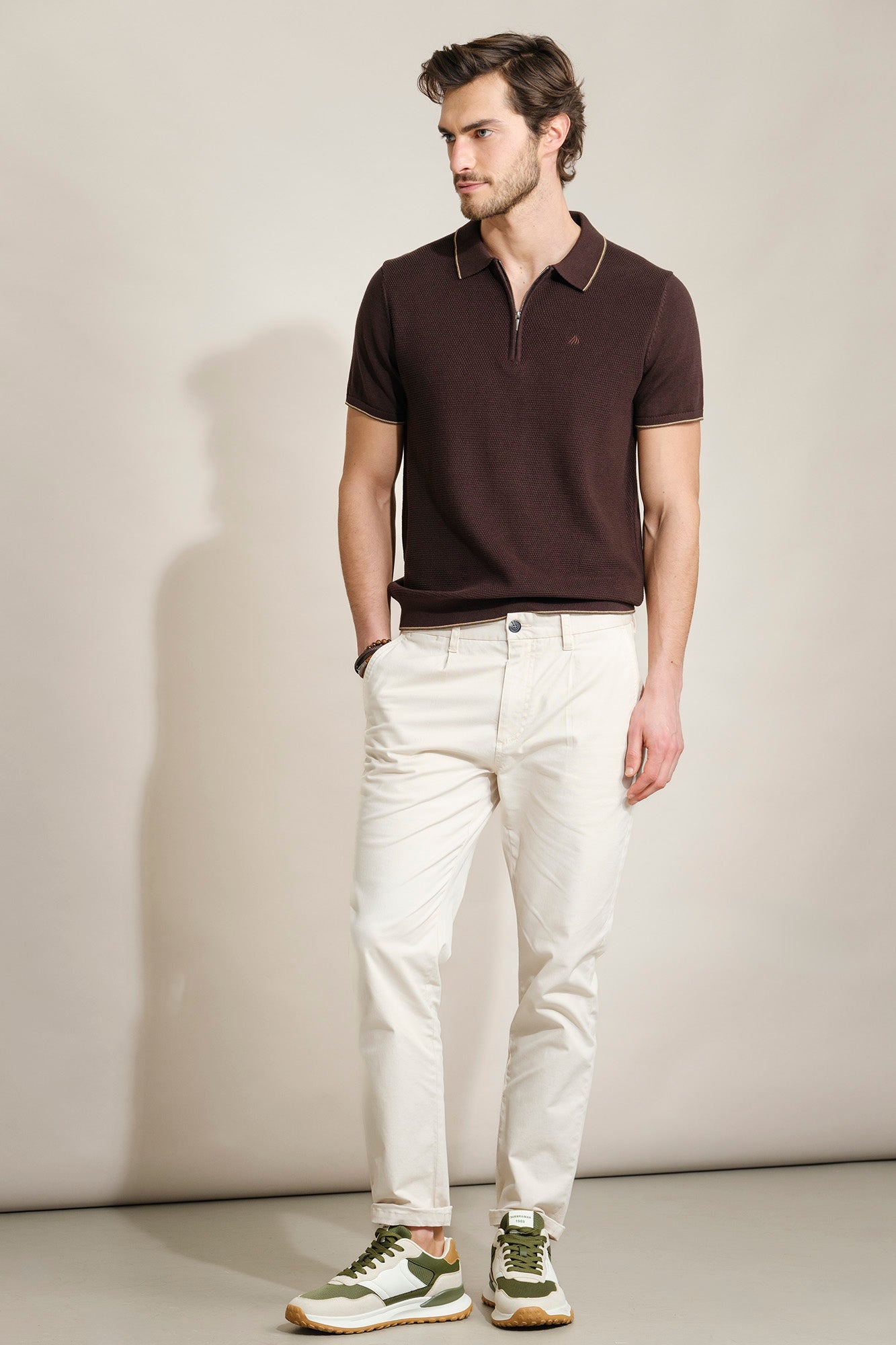 CAMISOLA COM GOLA DE POLO