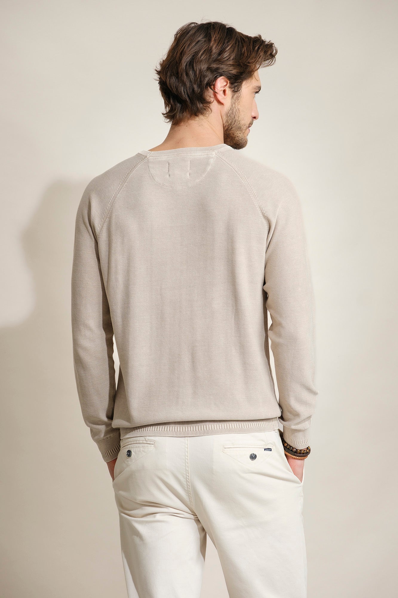 CAMISOLA DE MALHA COM DECOTE REDONDO