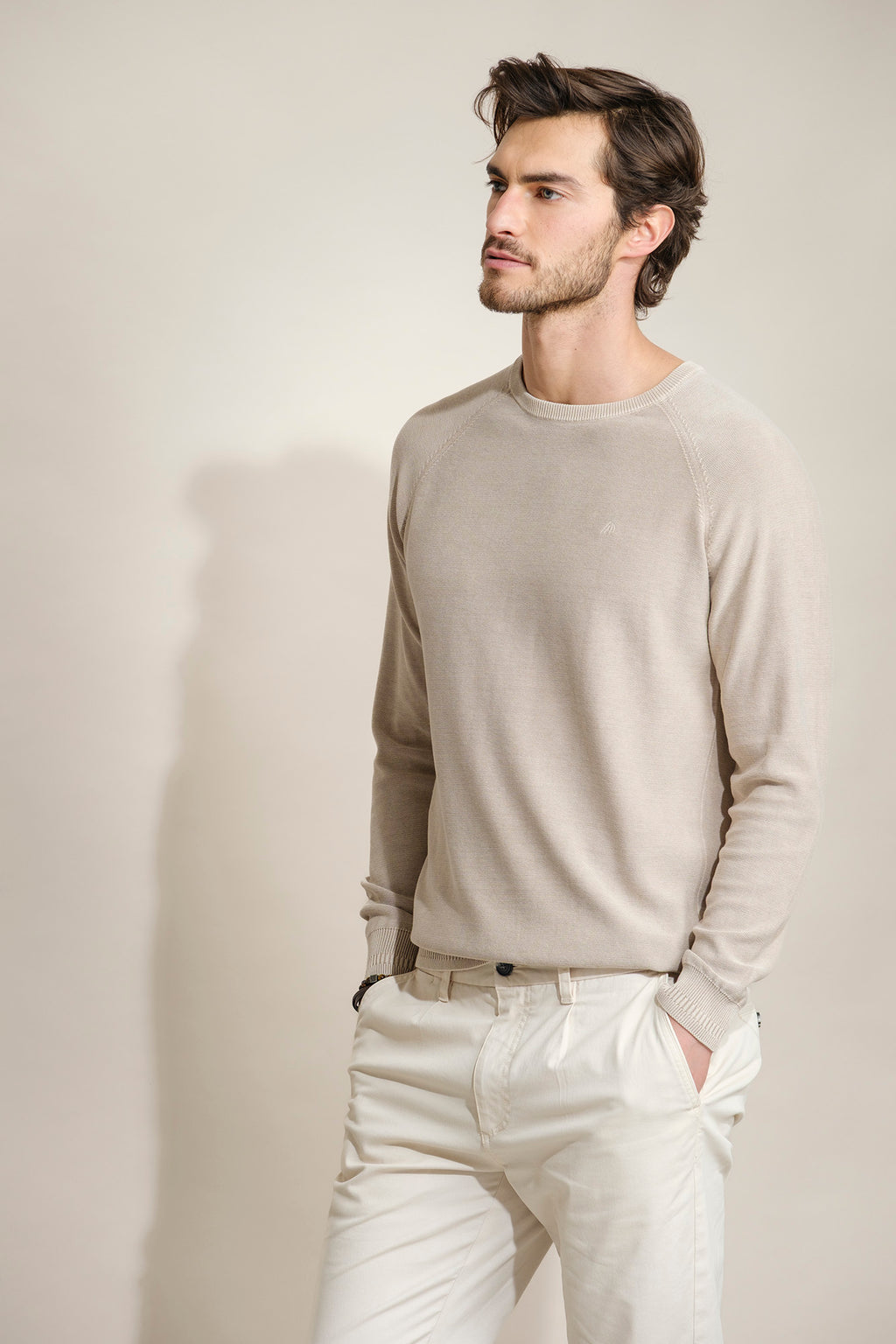 CAMISOLA DE MALHA COM DECOTE REDONDO
