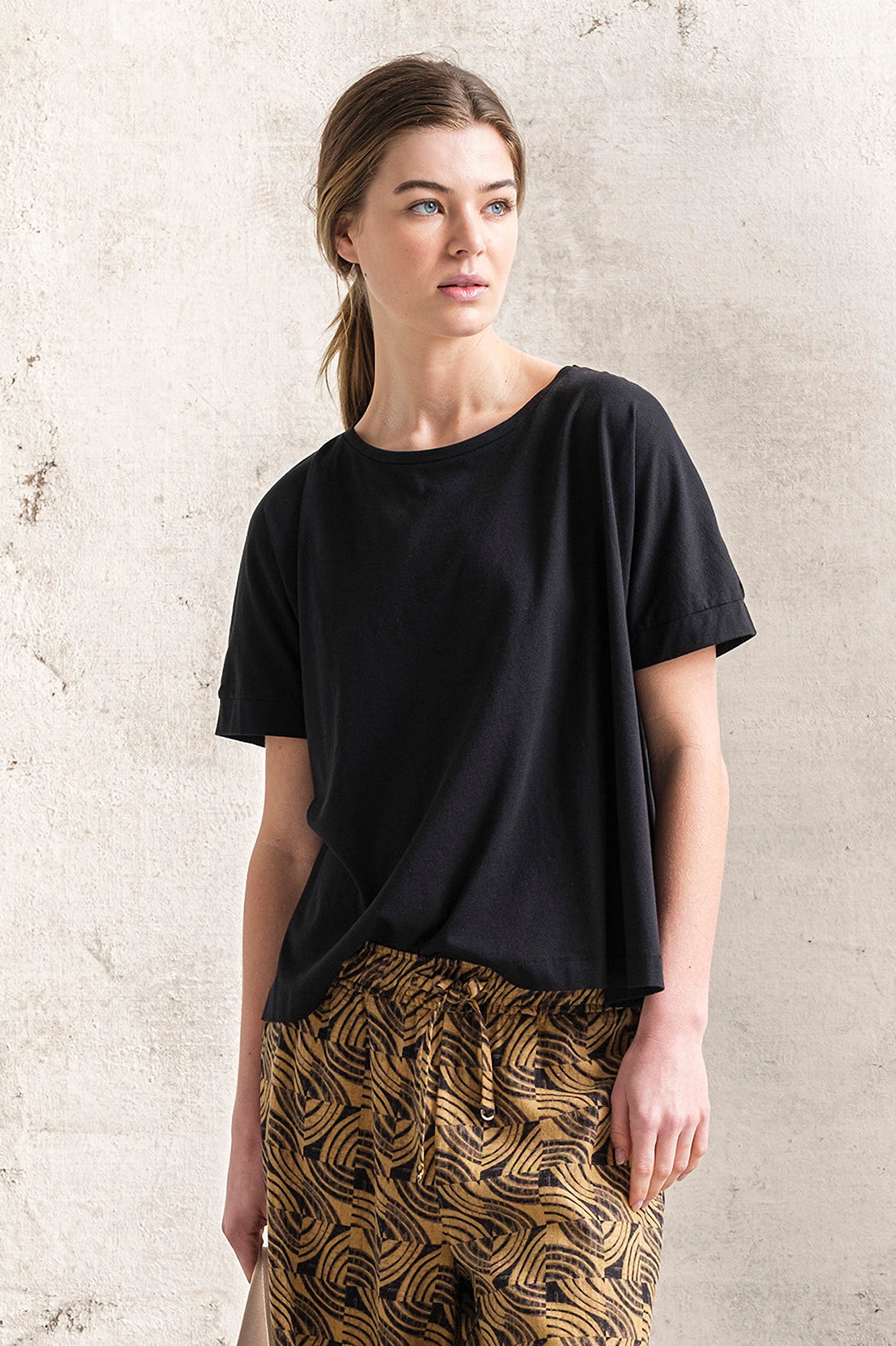 T-SHIRT FLUÍDA