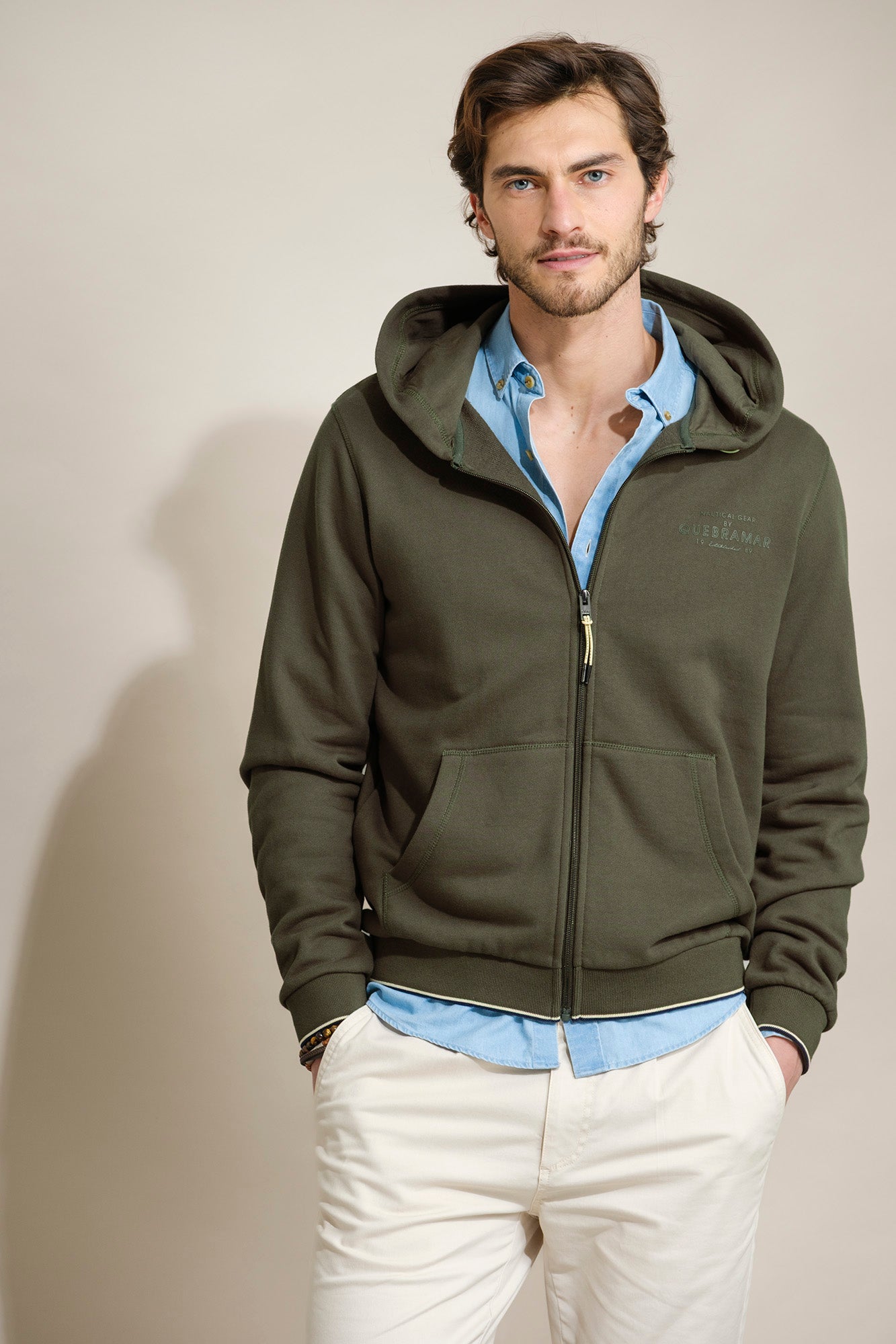 CASACO SWEAT COM CAPUZ
