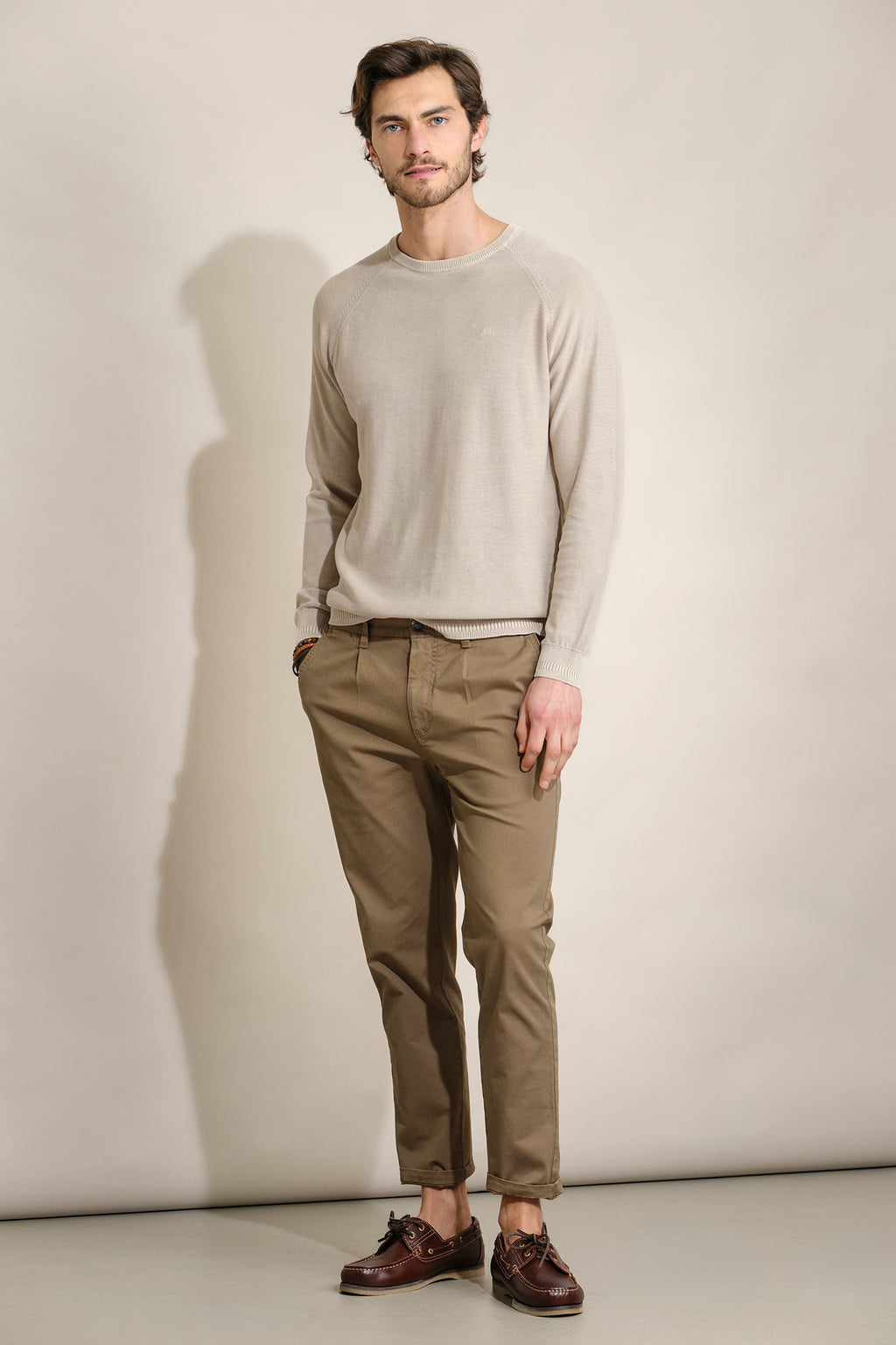CAMISOLA DE MALHA COM DECOTE REDONDO