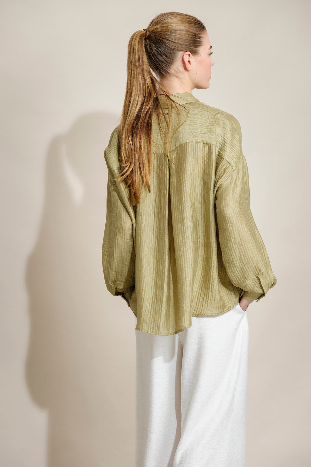 CAMISA FLUÍDA TEXTURADA