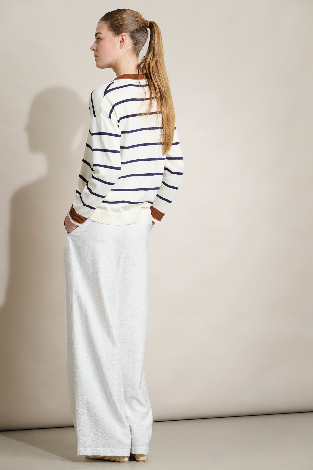 PANTALONES ANCHOS DE MEZCLA DE LINO