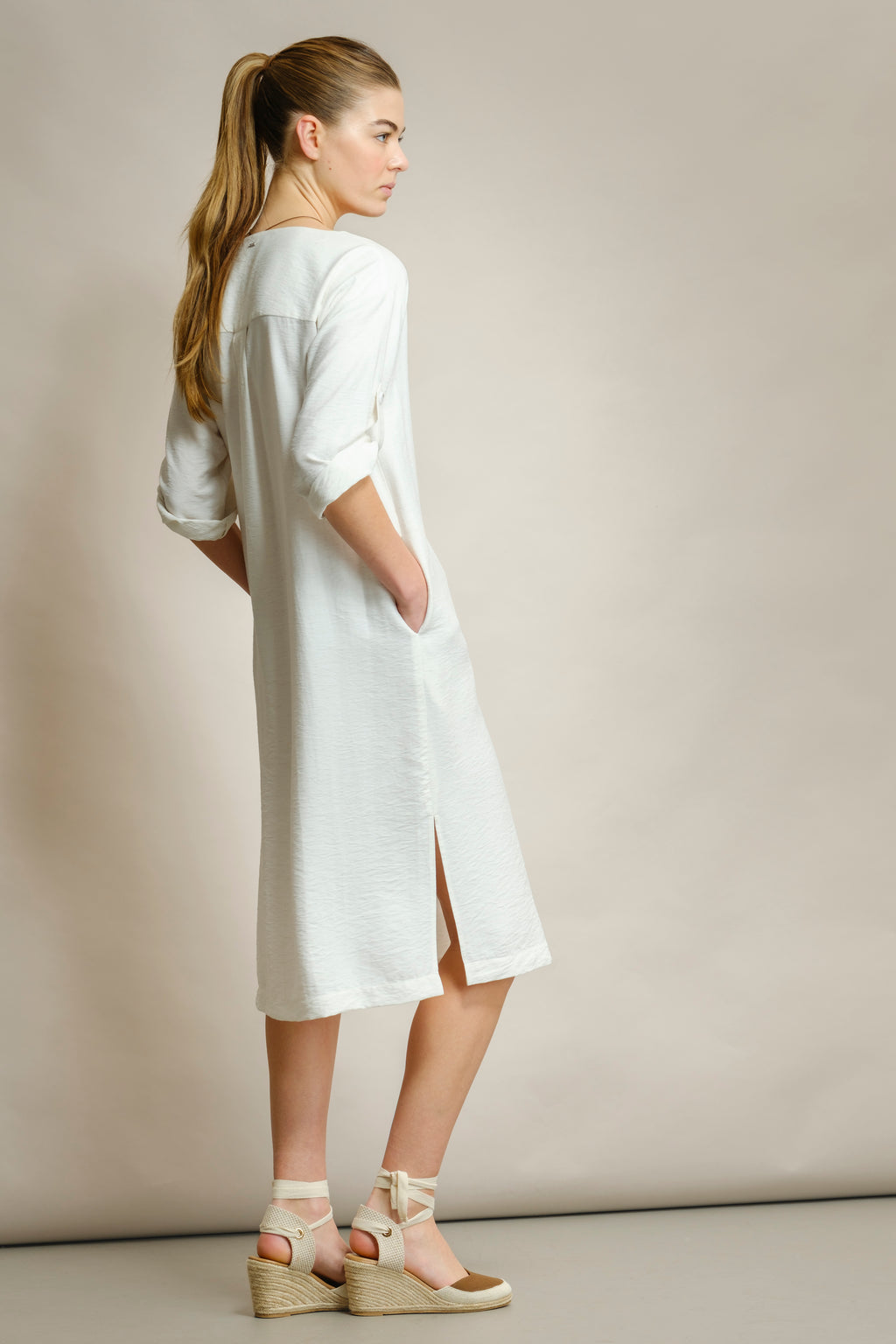 VESTIDO CAMISEIRO COM MISTURA LINHO