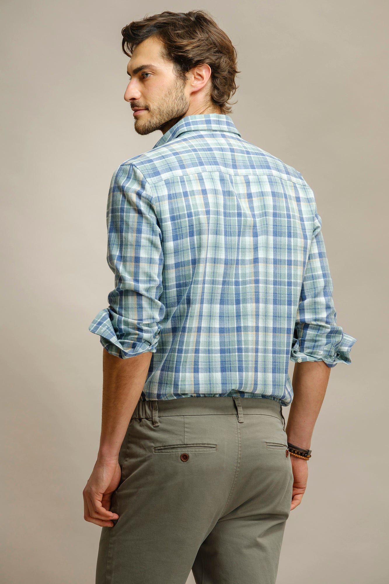 CAMISA AOS QUADRADOS REGULAR