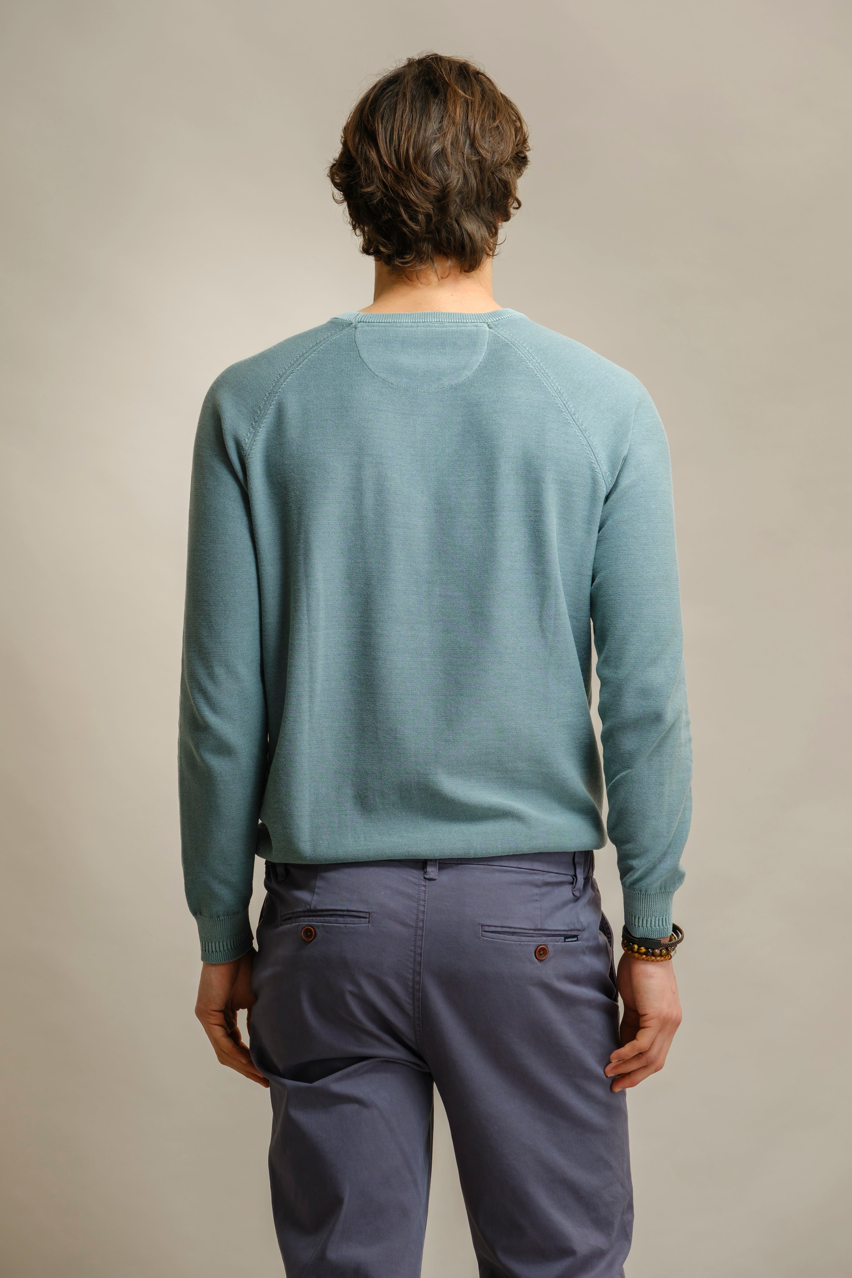 CAMISOLA DE MALHA COM DECOTE REDONDO