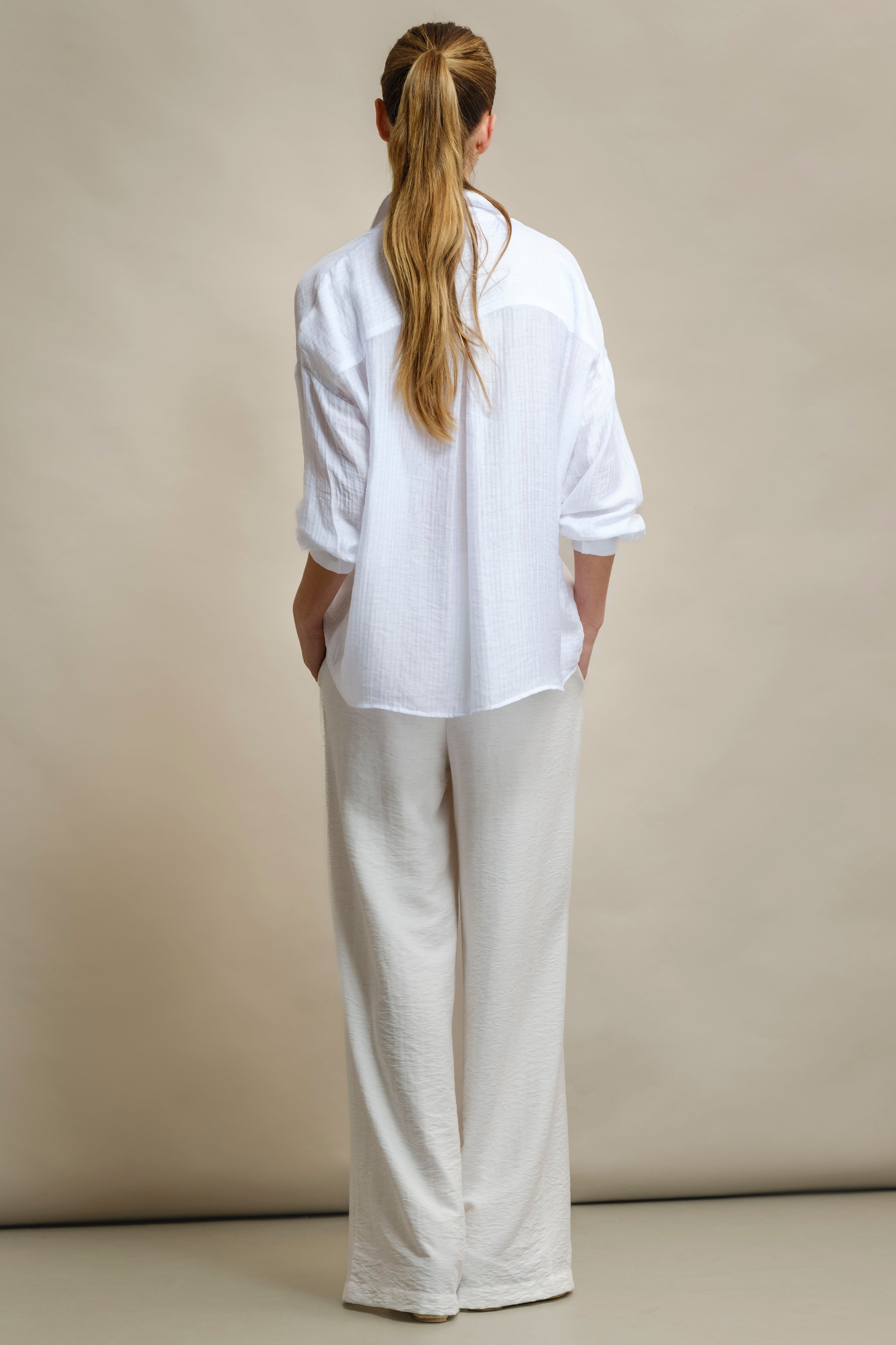 CAMISA FLUÍDA TEXTURADA