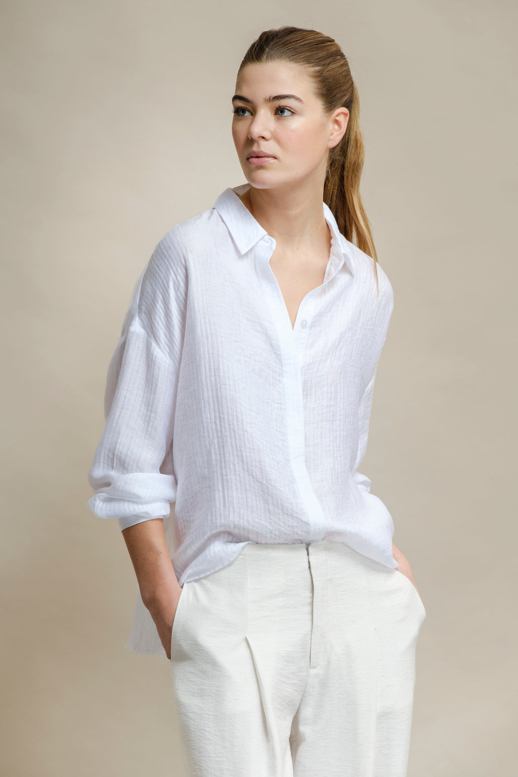 CAMISA FLUÍDA TEXTURADA