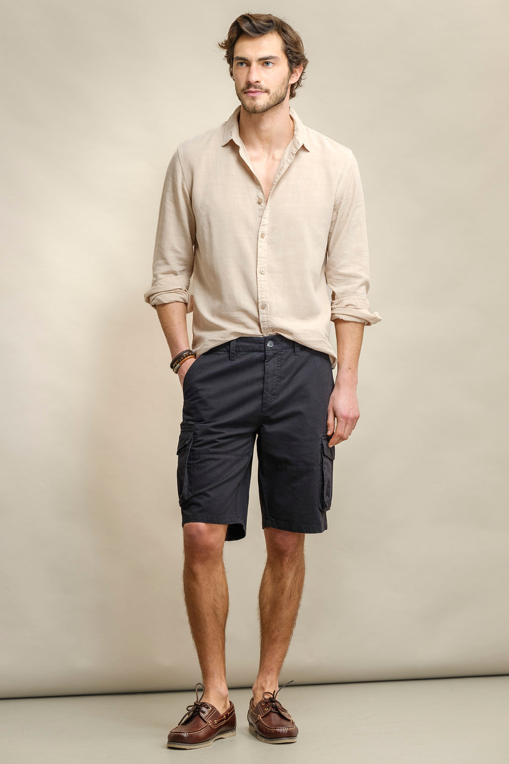 PANTALONES CORTOS CARGO DE SEDA SARGADA