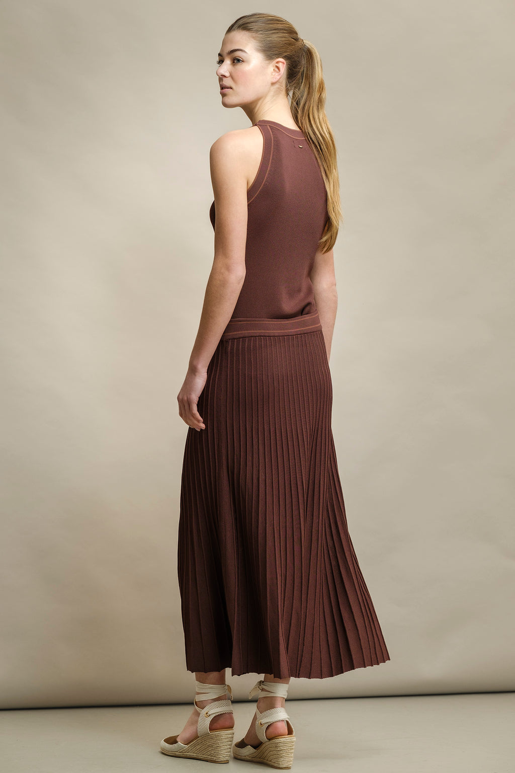 TOP HALTER EM MALHA