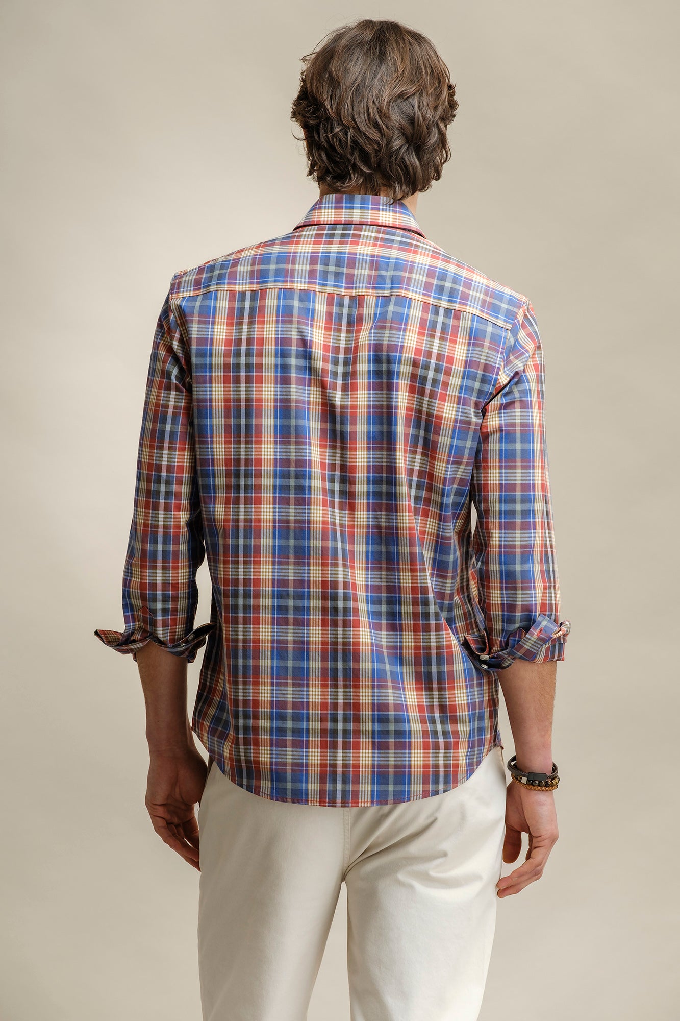 CAMISA AOS QUADRADOS
