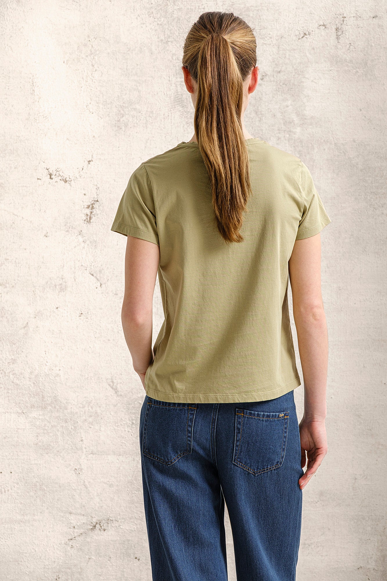 CAMISETA CON LOGO