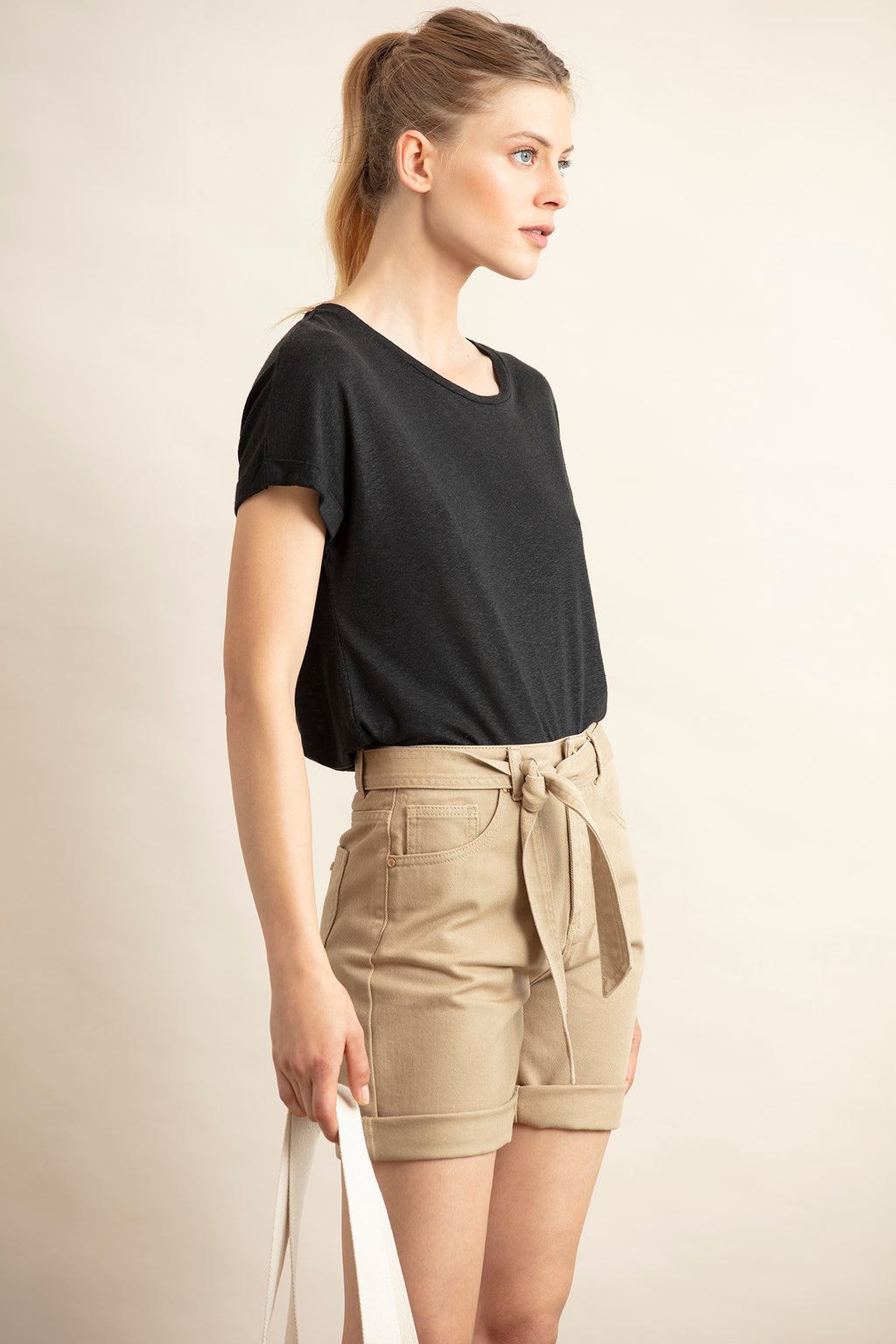 Pantalones cortos de sarga con cinturón