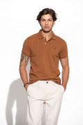 POLO BÁSICO COM LOGO A CONTRASTE
