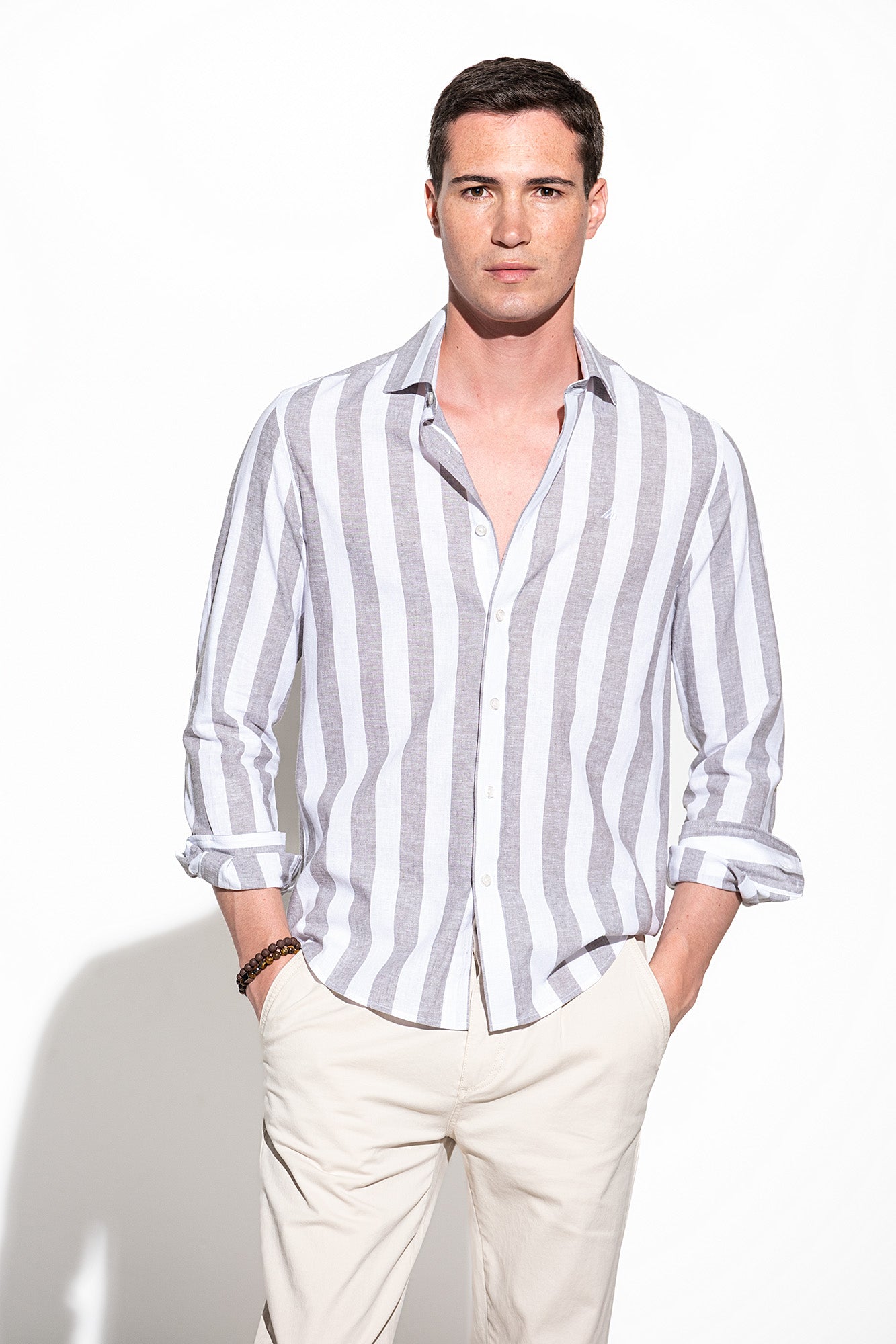 CAMISA COM RISCA LARGA EM ALGODÃO E LINHO