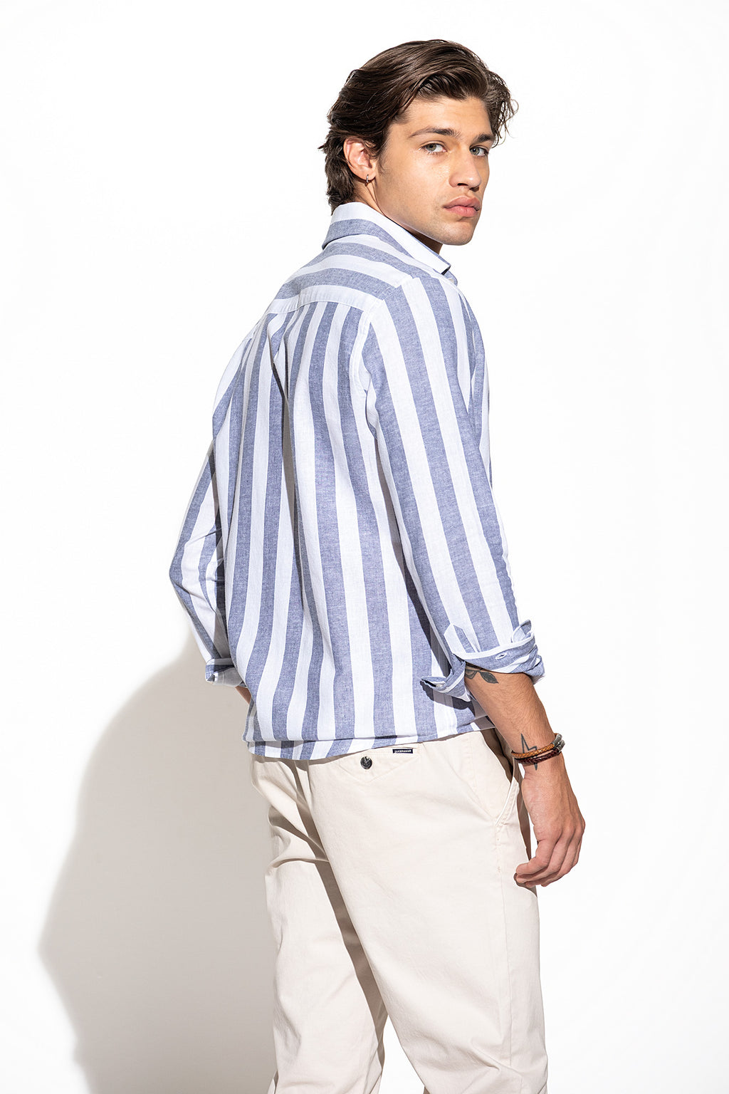 CAMISA COM RISCA LARGA EM ALGODÃO E LINHO