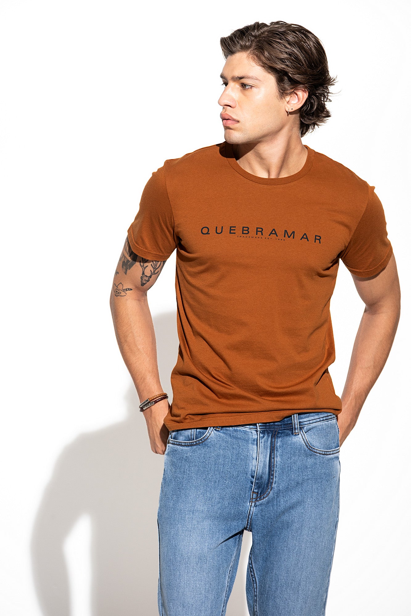 T-SHIRT QUEBRAMAR LOGO
