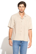 CAMISA DE MANGA CURTA EM TENCEL™