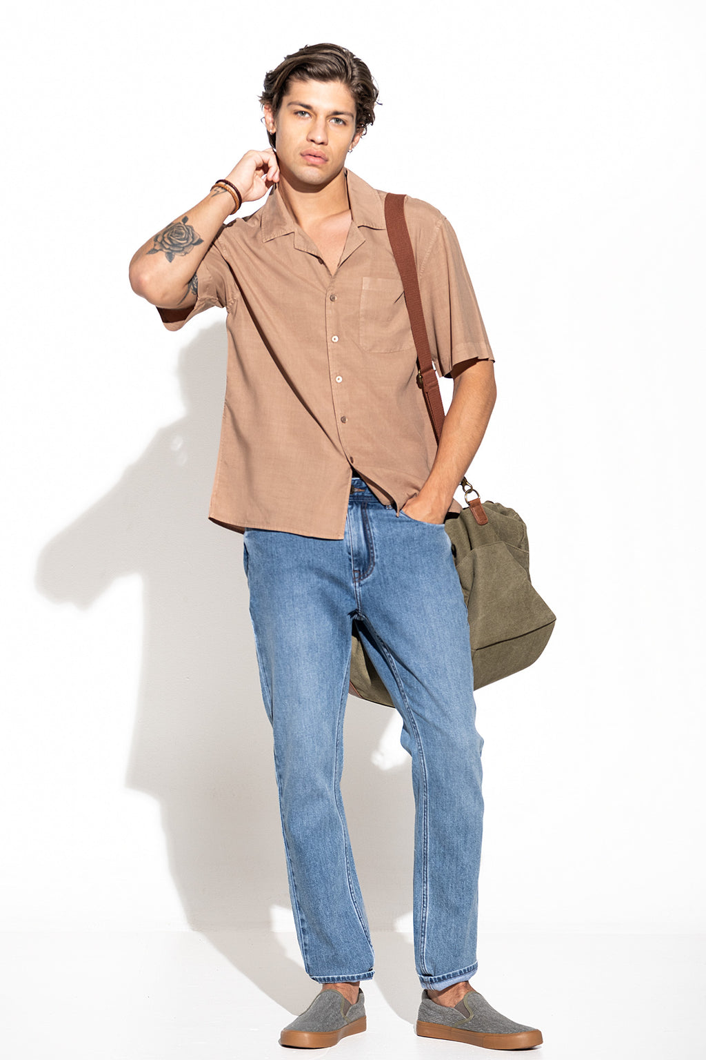 CAMISA DE MANGA CORTA EN TENCEL™