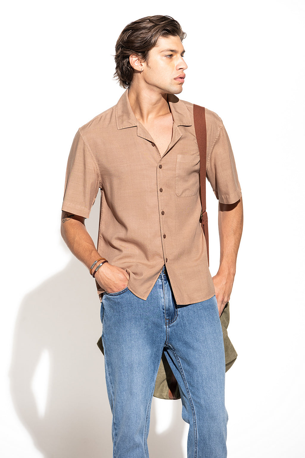 CAMISA DE MANGA CORTA EN TENCEL™