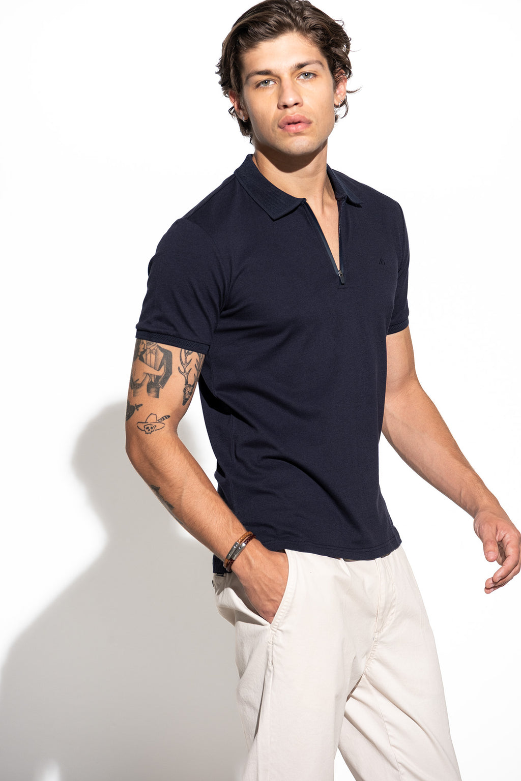 POLO MICRO PIQUET COM FECHO