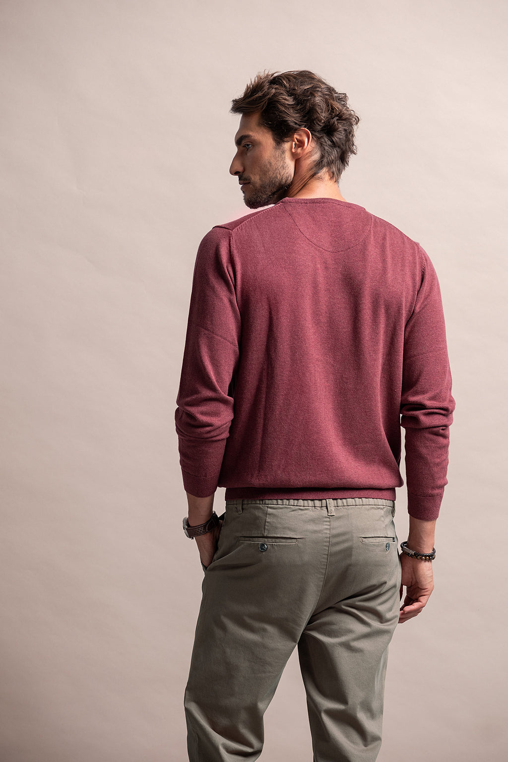 CAMISOLA DE MALHA COM DECOTE REDONDO