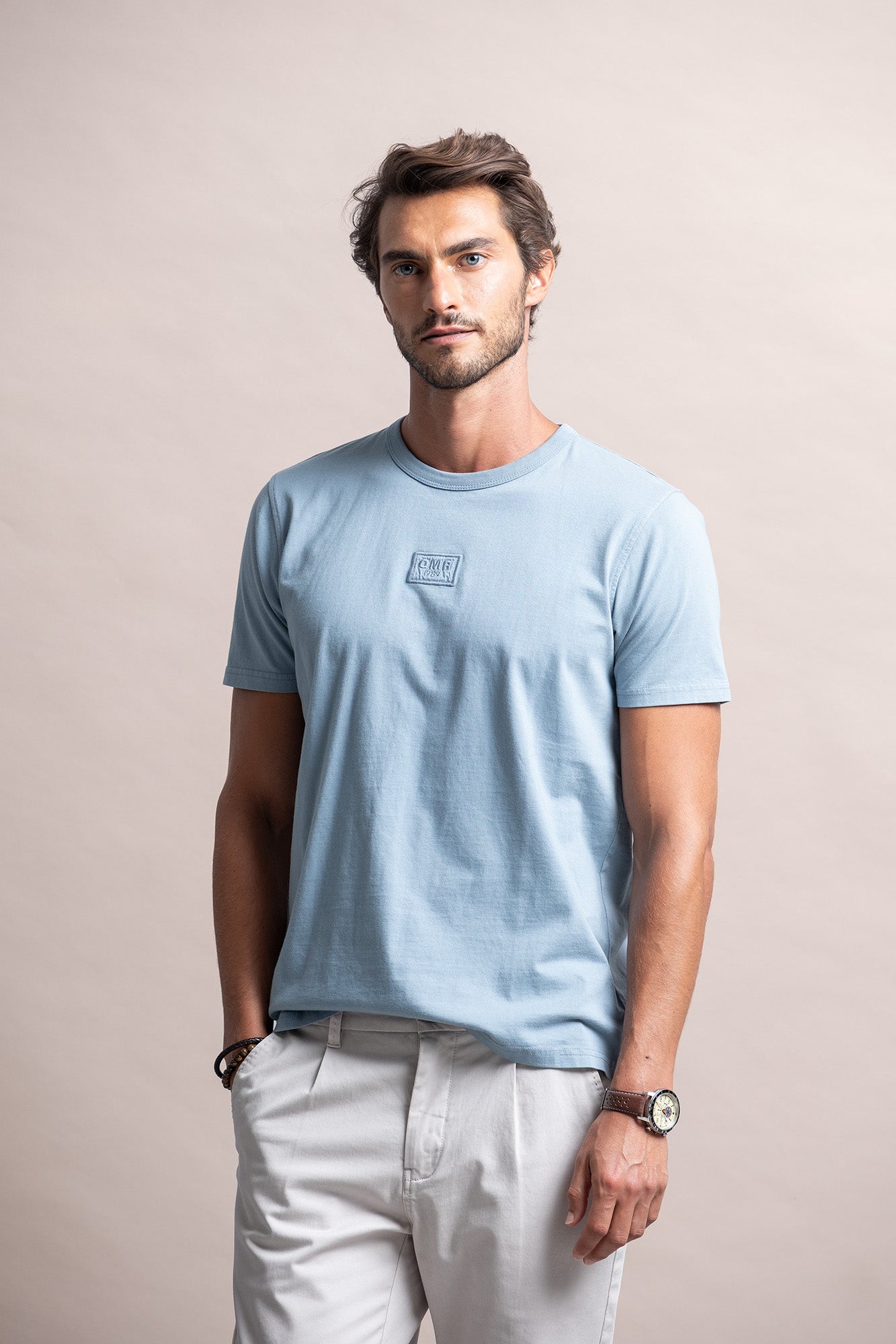 T-SHIRT GARMENT DYE COM BORDADO
