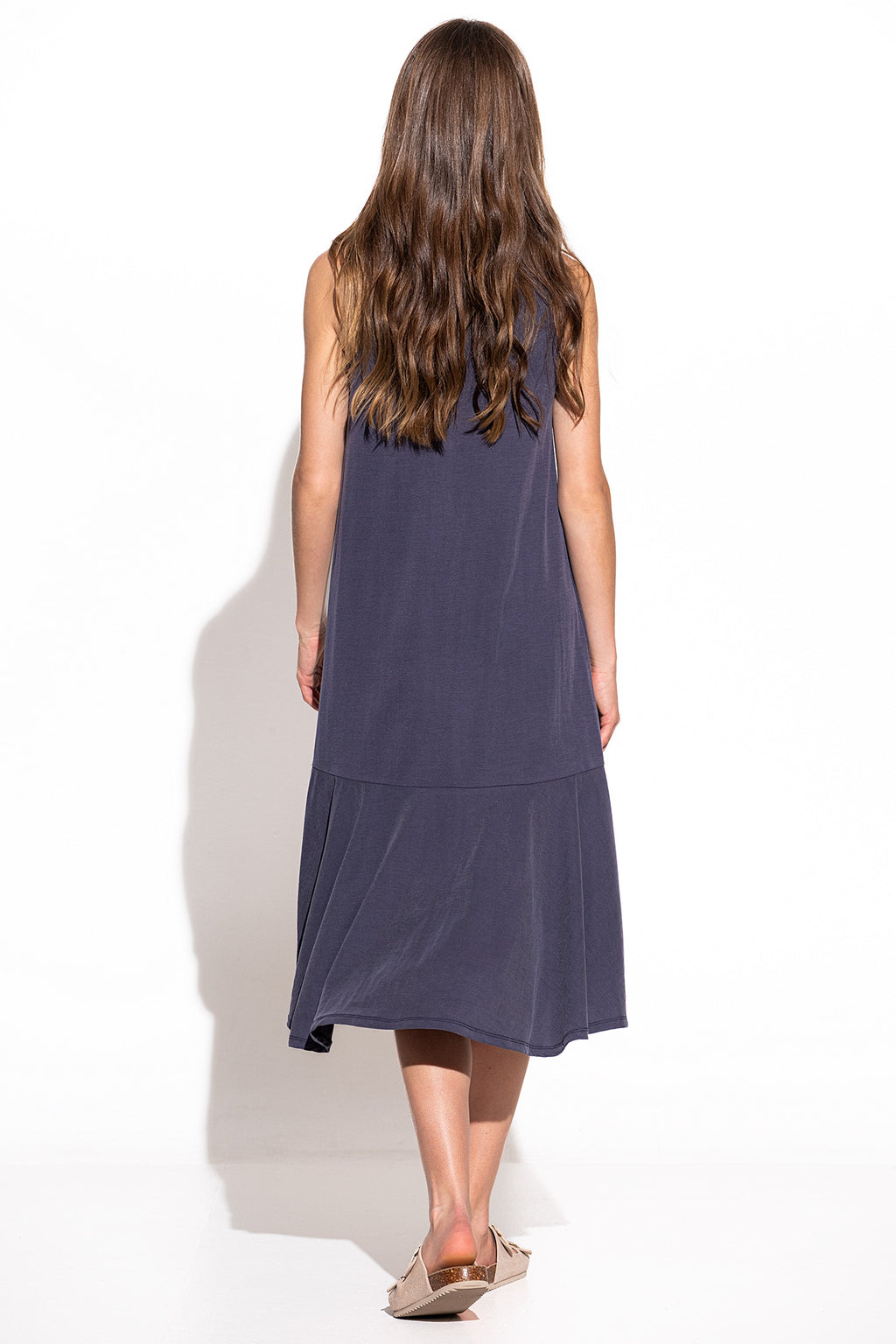 VESTIDO MIDI CON VOLANTE