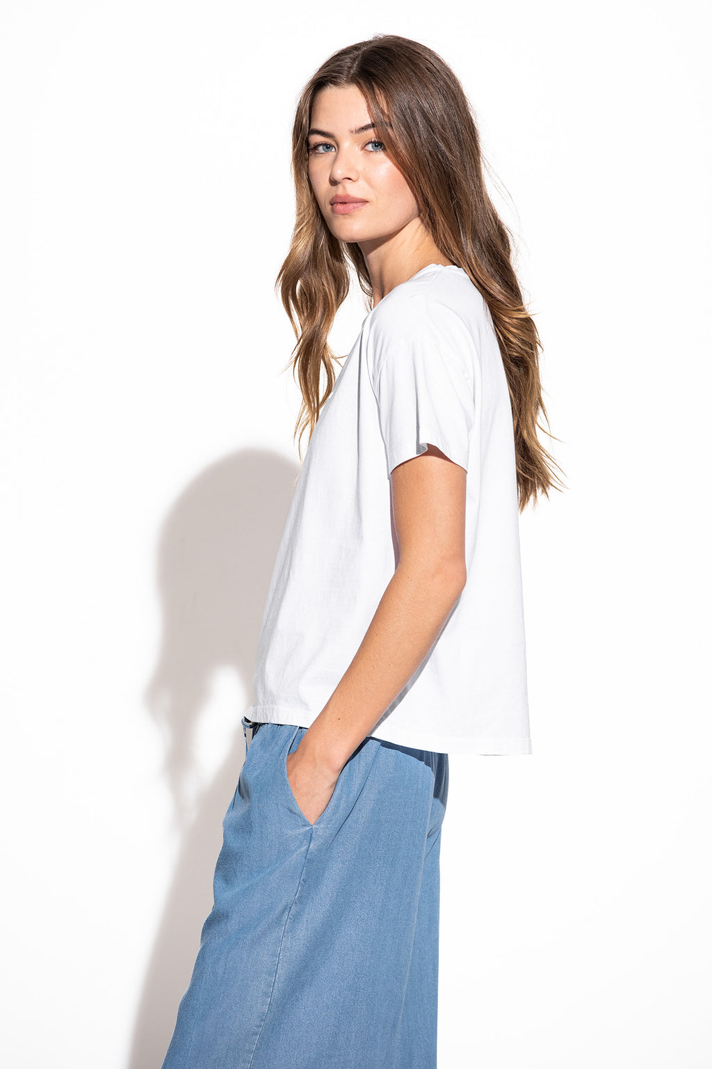 T-SHIRT LARGA COM PRINT QUEBRAMAR