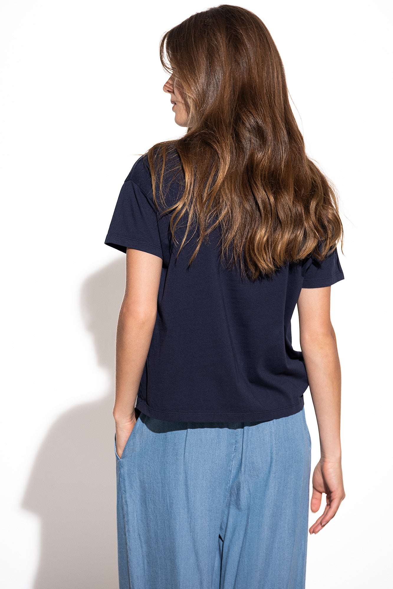 T-SHIRT LARGA COM PRINT QUEBRAMAR
