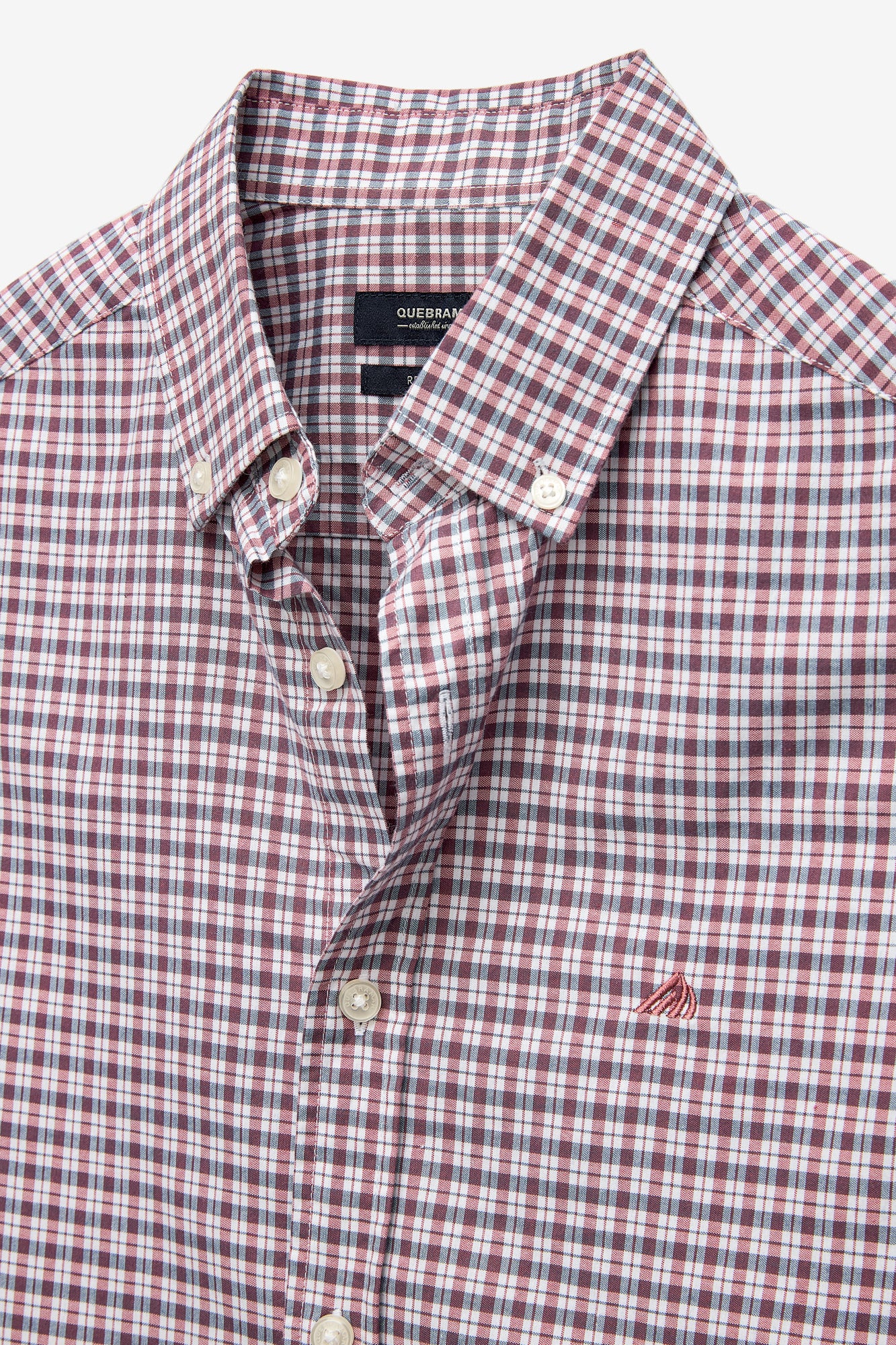 CAMISA AOS QUADRADOS