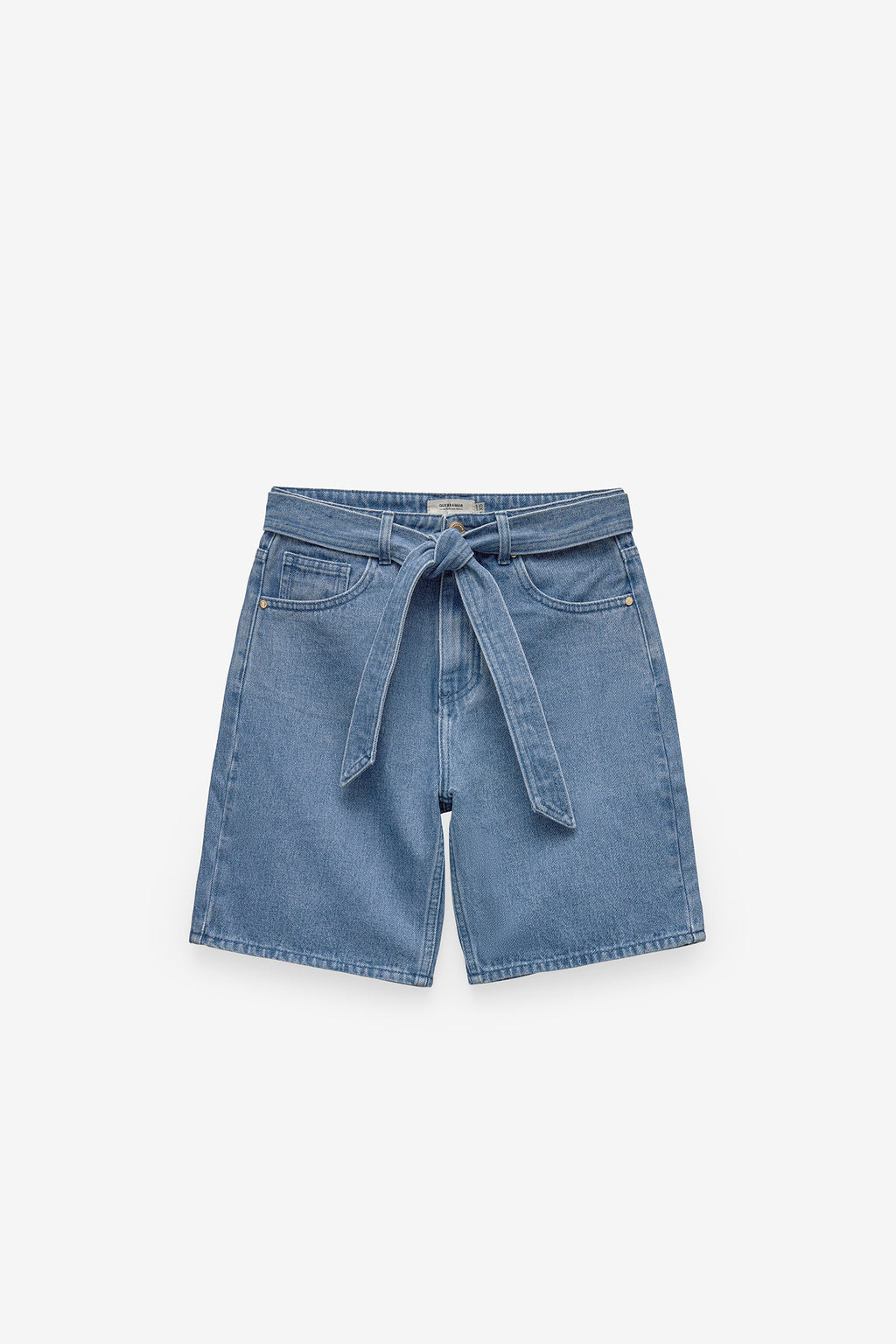 PANTALONES CORTOS DE SARGA CON CINTURÓN