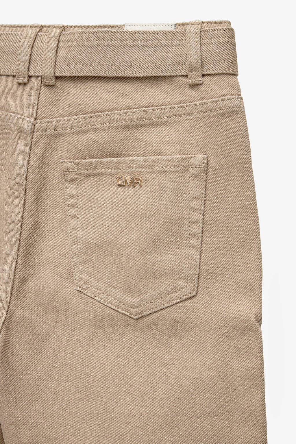 Pantalones cortos de sarga con cinturón