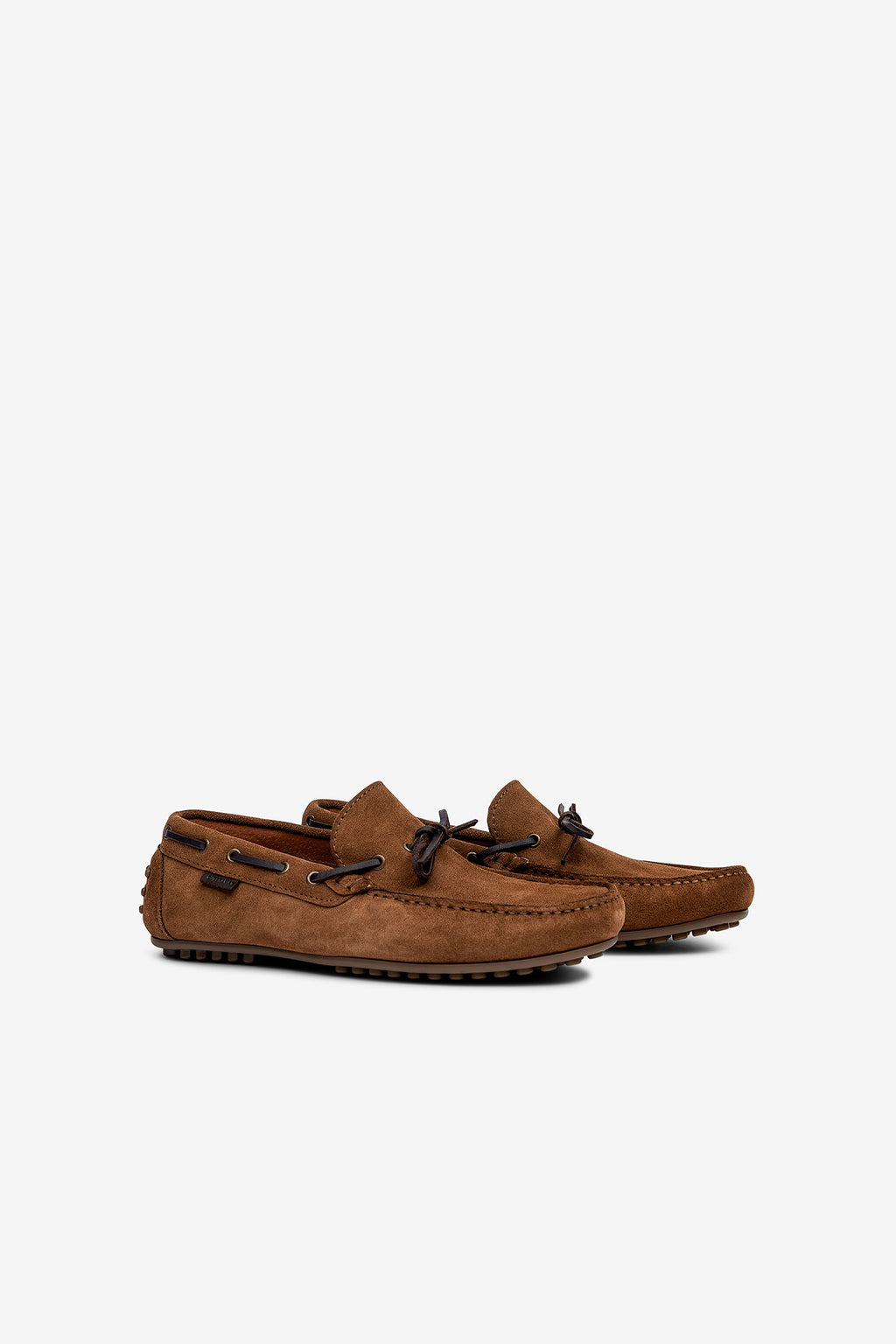 MOCASSINS EM PELE COM ATACADORES