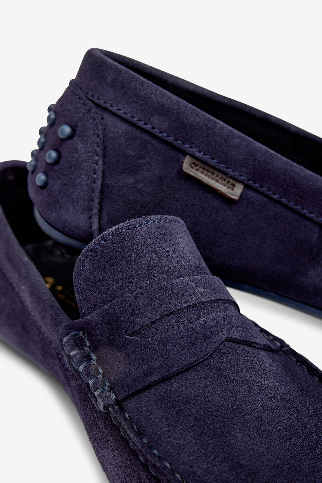 MOCASSINS EM PELE