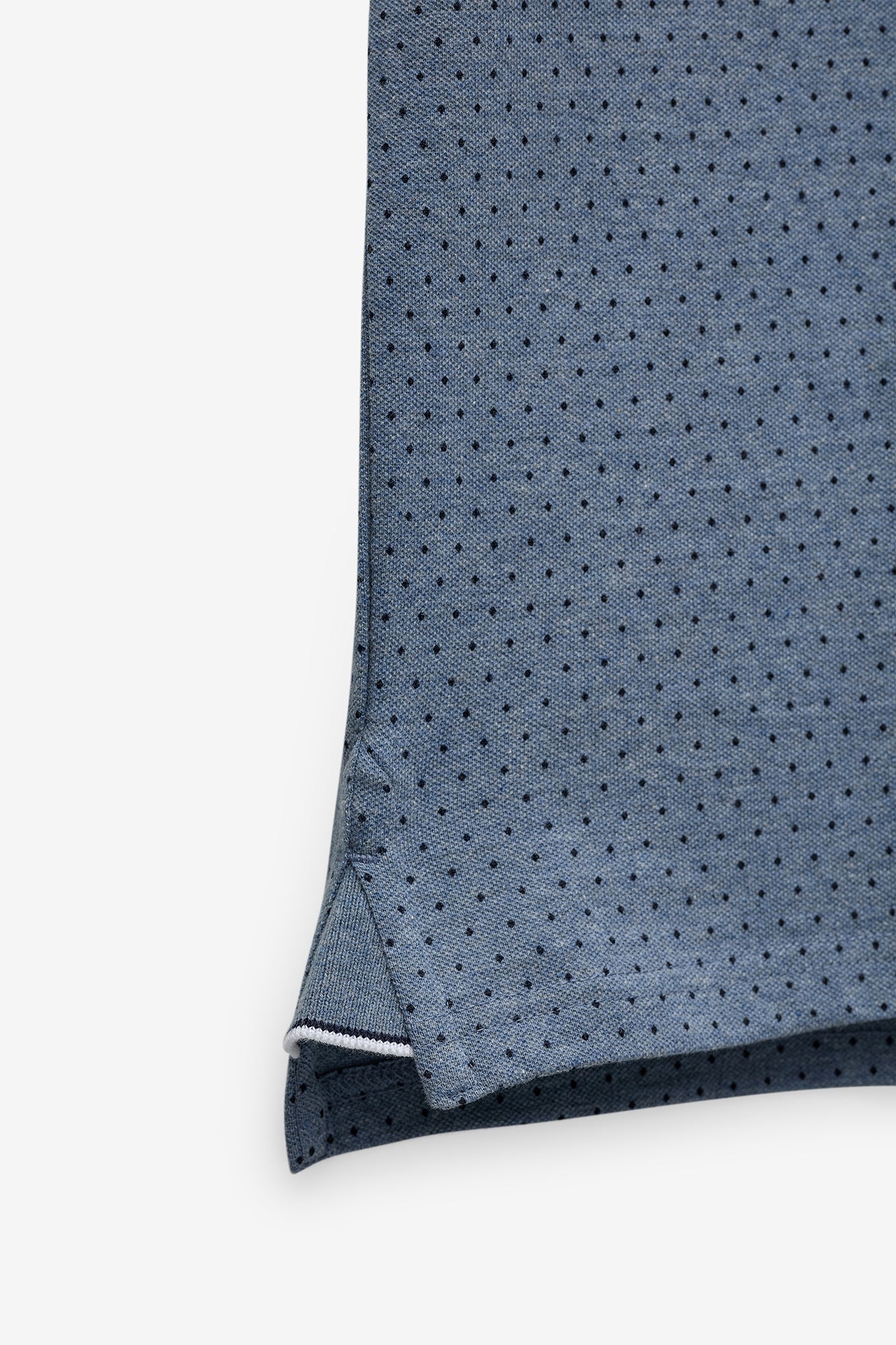 POLO CON ESTAMPADO INTEGRAL