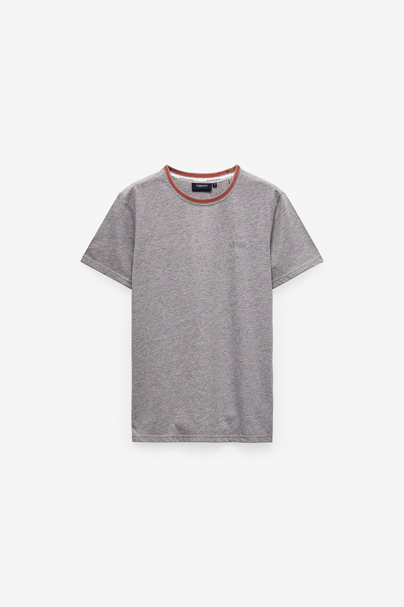 T-SHIRT COM PRINT QMR EM ALTO RELEVO