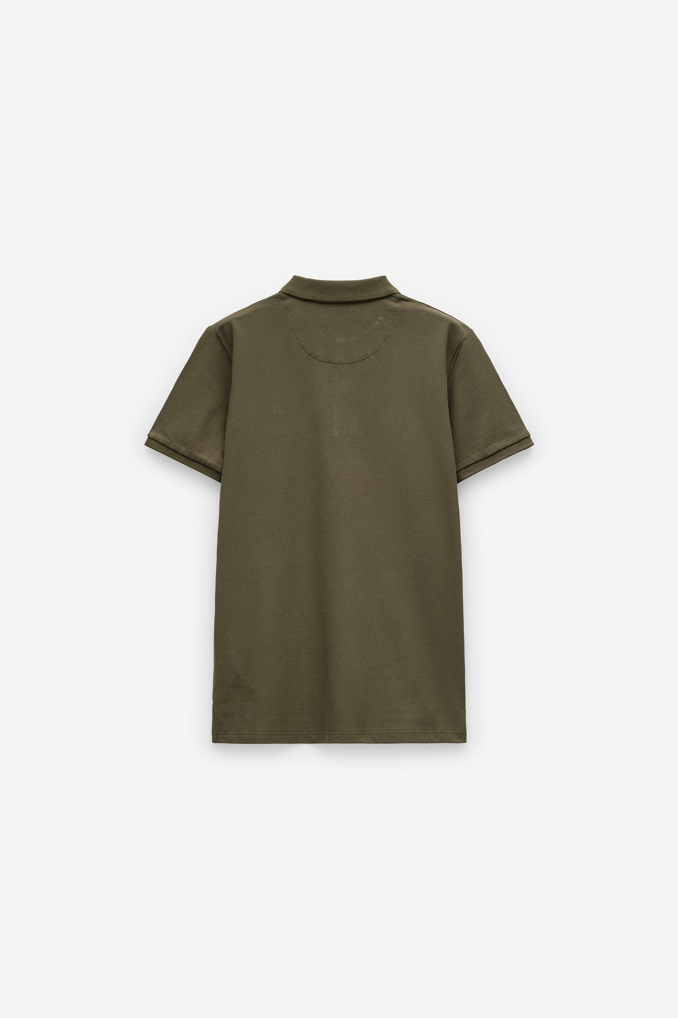 POLO PIQUÉ CON DETALLE EN LA TAPETA