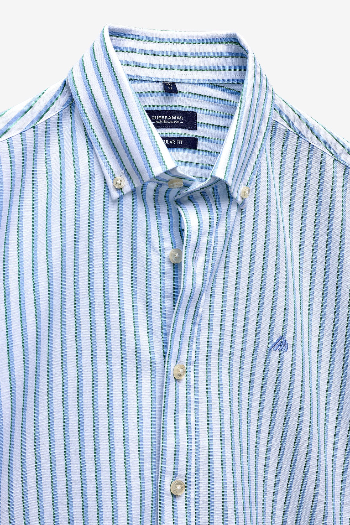 CAMISA OXFORD COM RISCAS