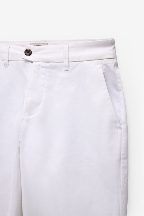 PANTALÓN CHINO BÁSICO