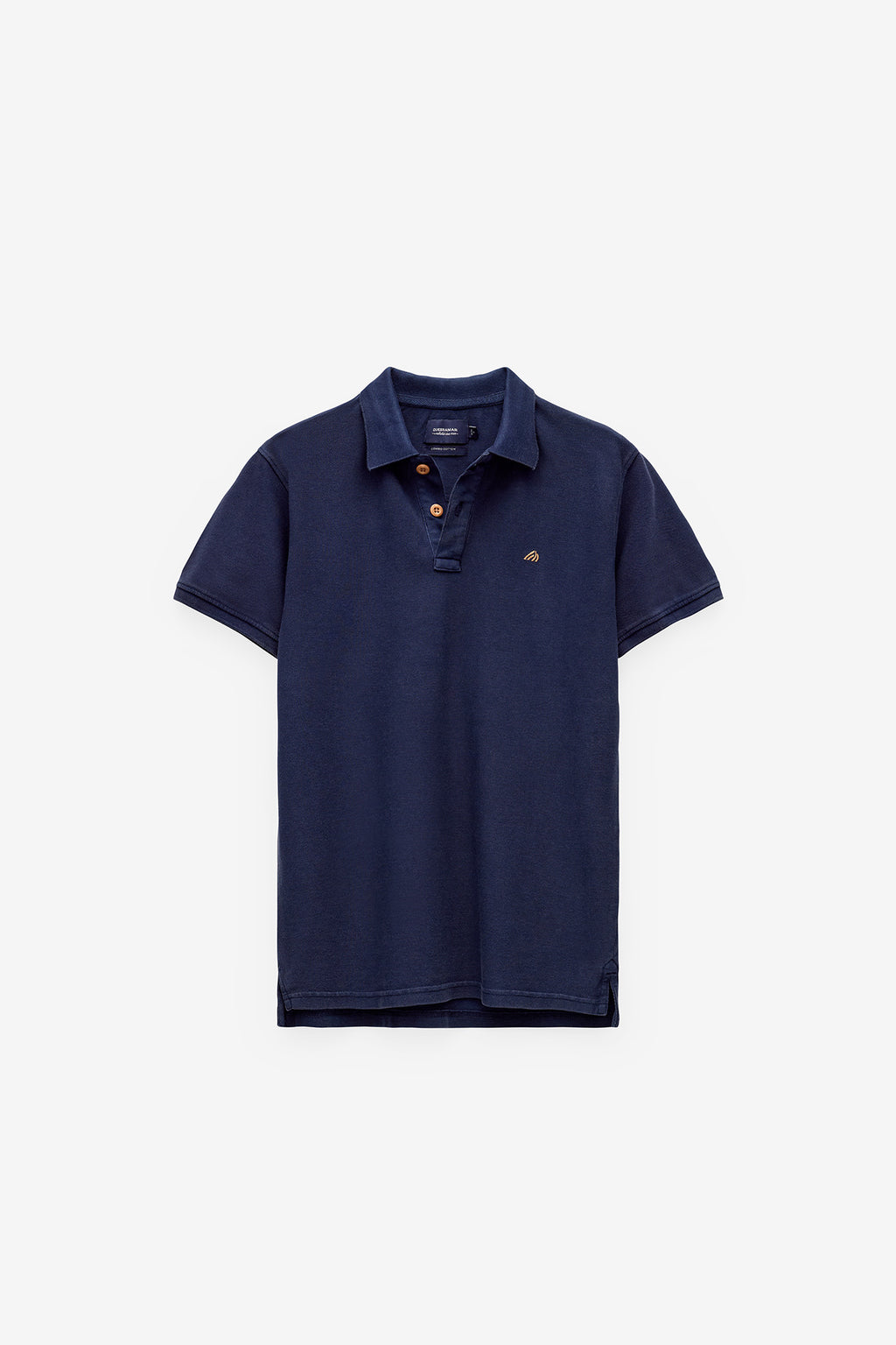 POLO PIQUÉ CON ESTAMPADO EN EL CUELLO