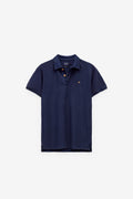 POLO PIQUÉ CON ESTAMPADO EN EL CUELLO