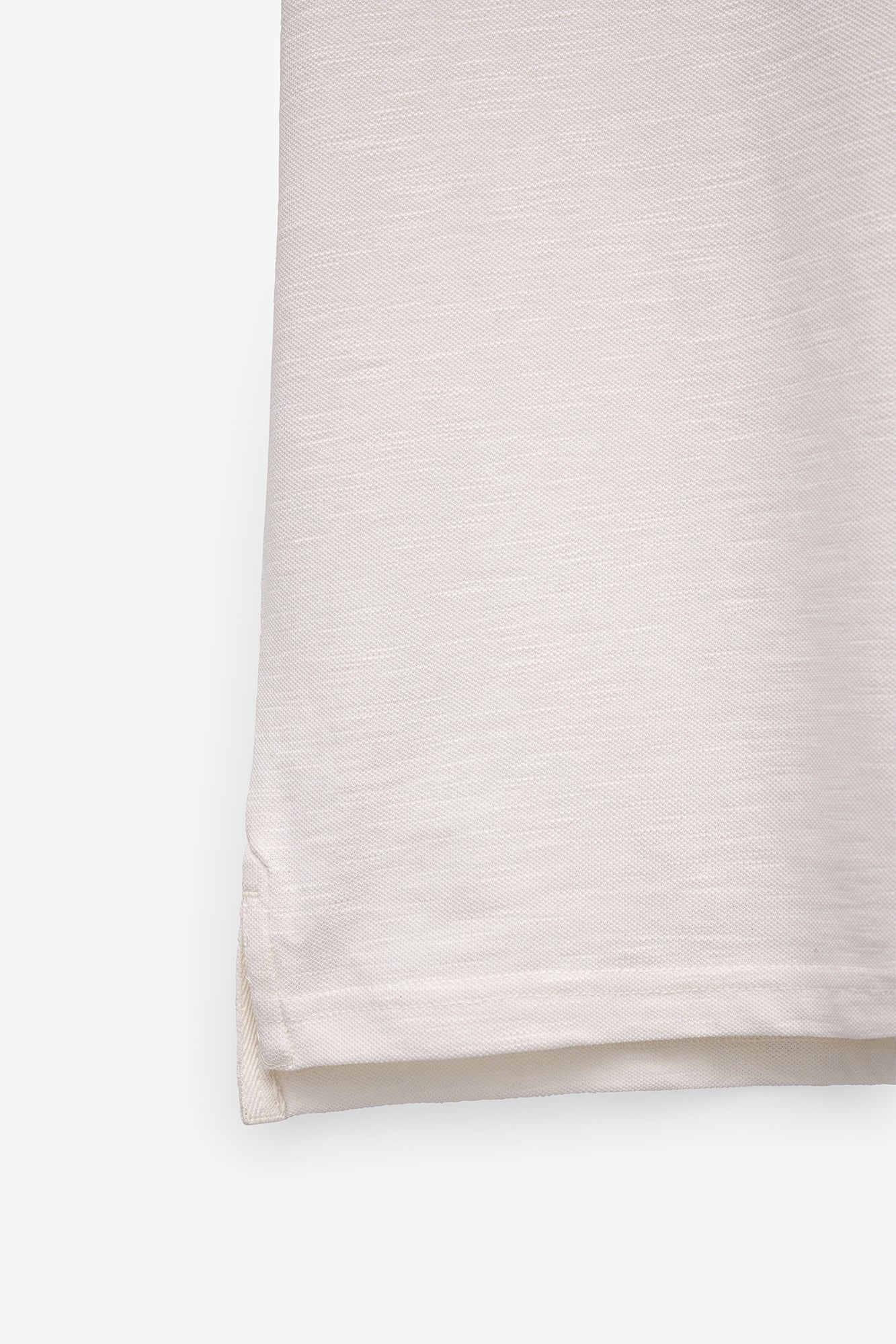 POLO EM PIQUET SLUB COM BOLSO