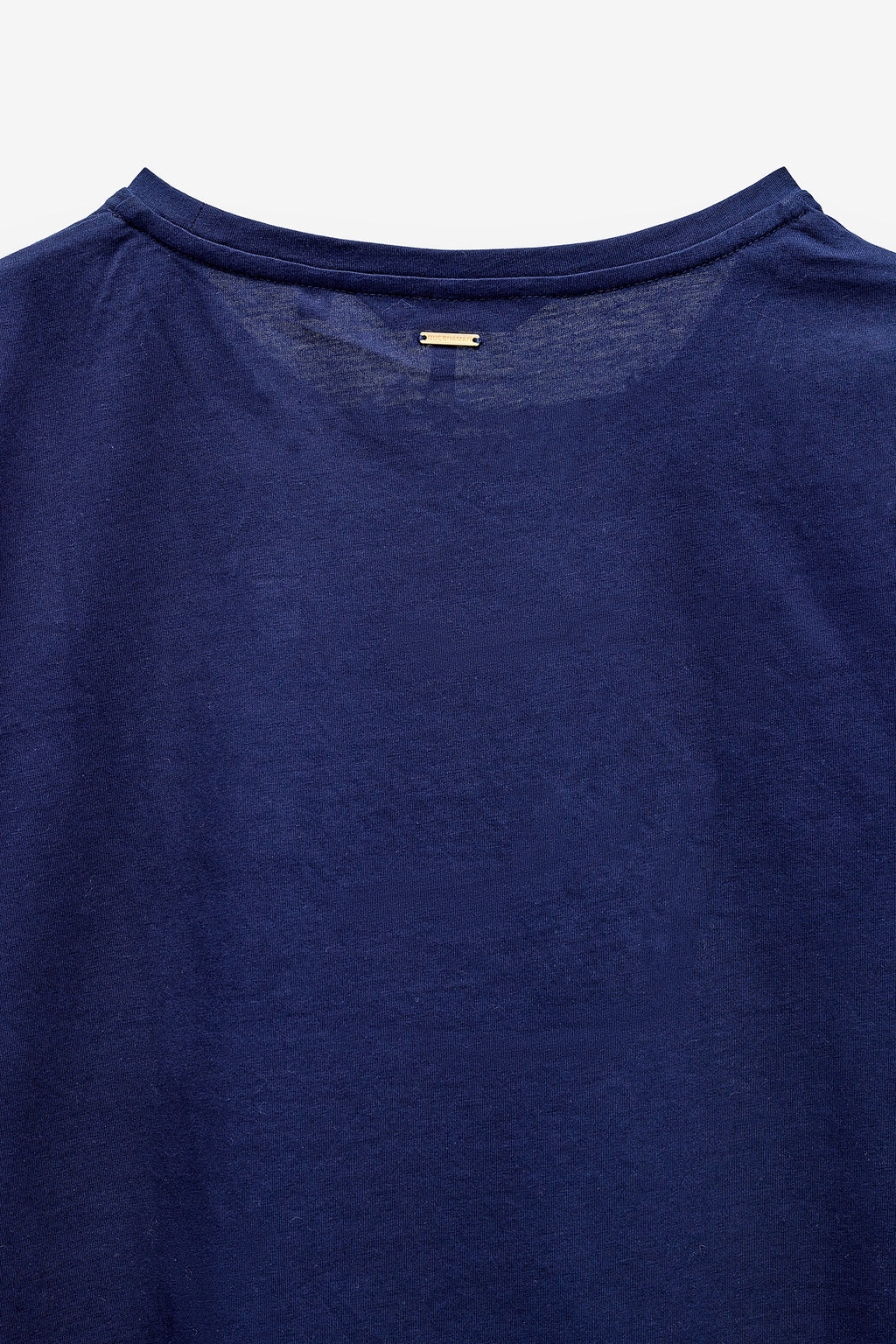 CAMISETA CON ESTAMPADO