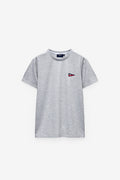 CAMISETA CON INSIGNIA