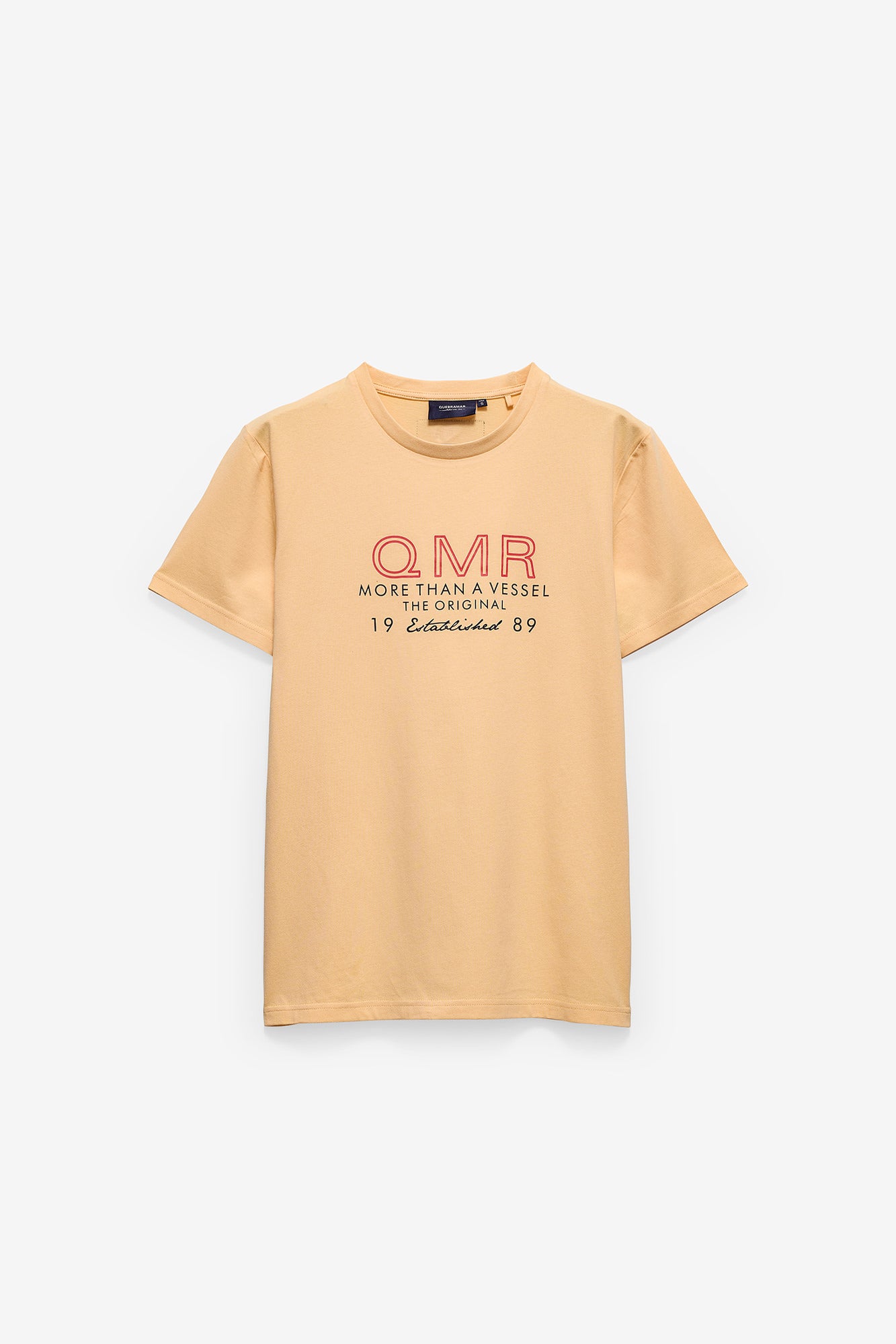 T-SHIRT COM PRINT E ETIQUETA
