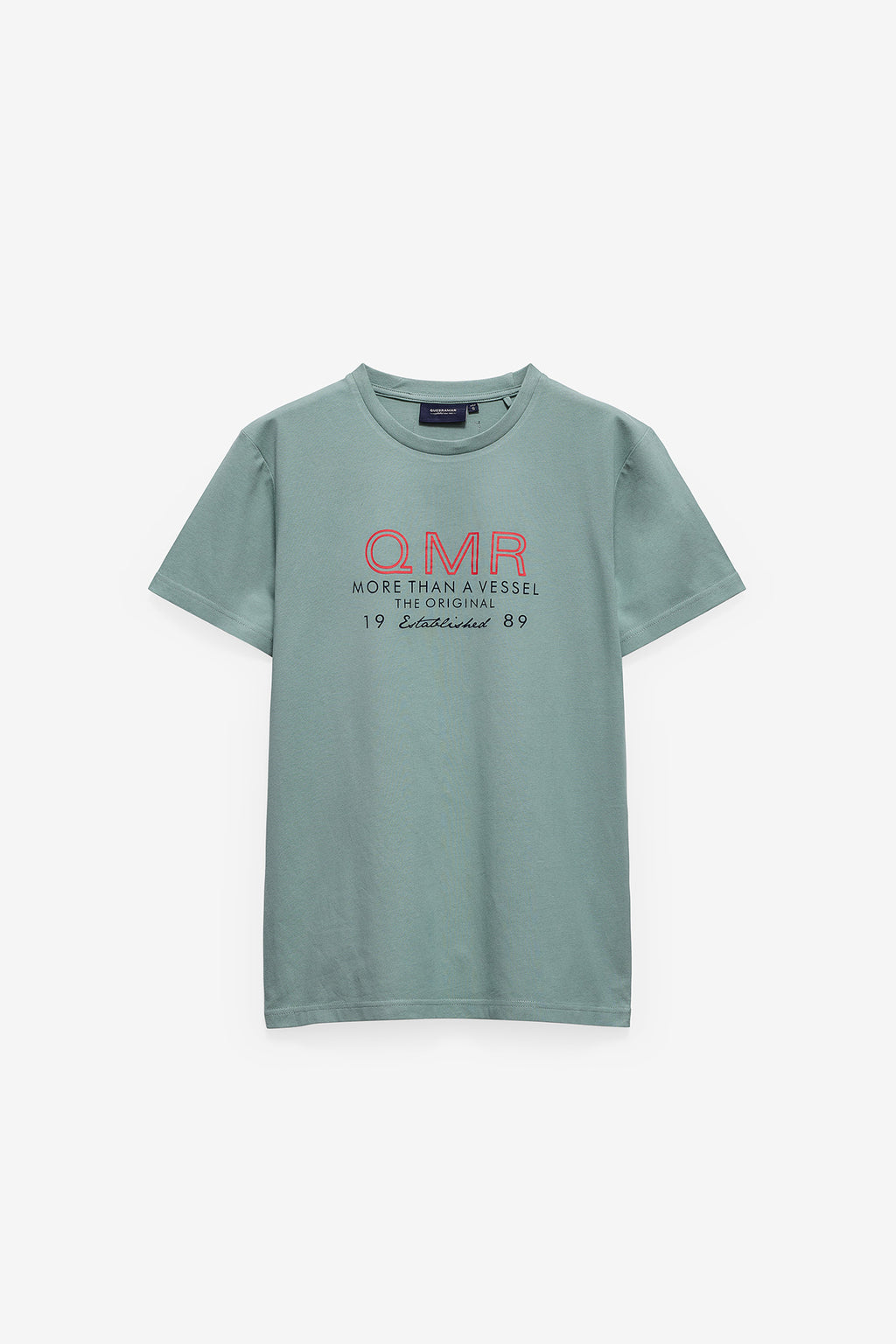 CAMISETA CON ESTAMPADO Y ETIQUETA