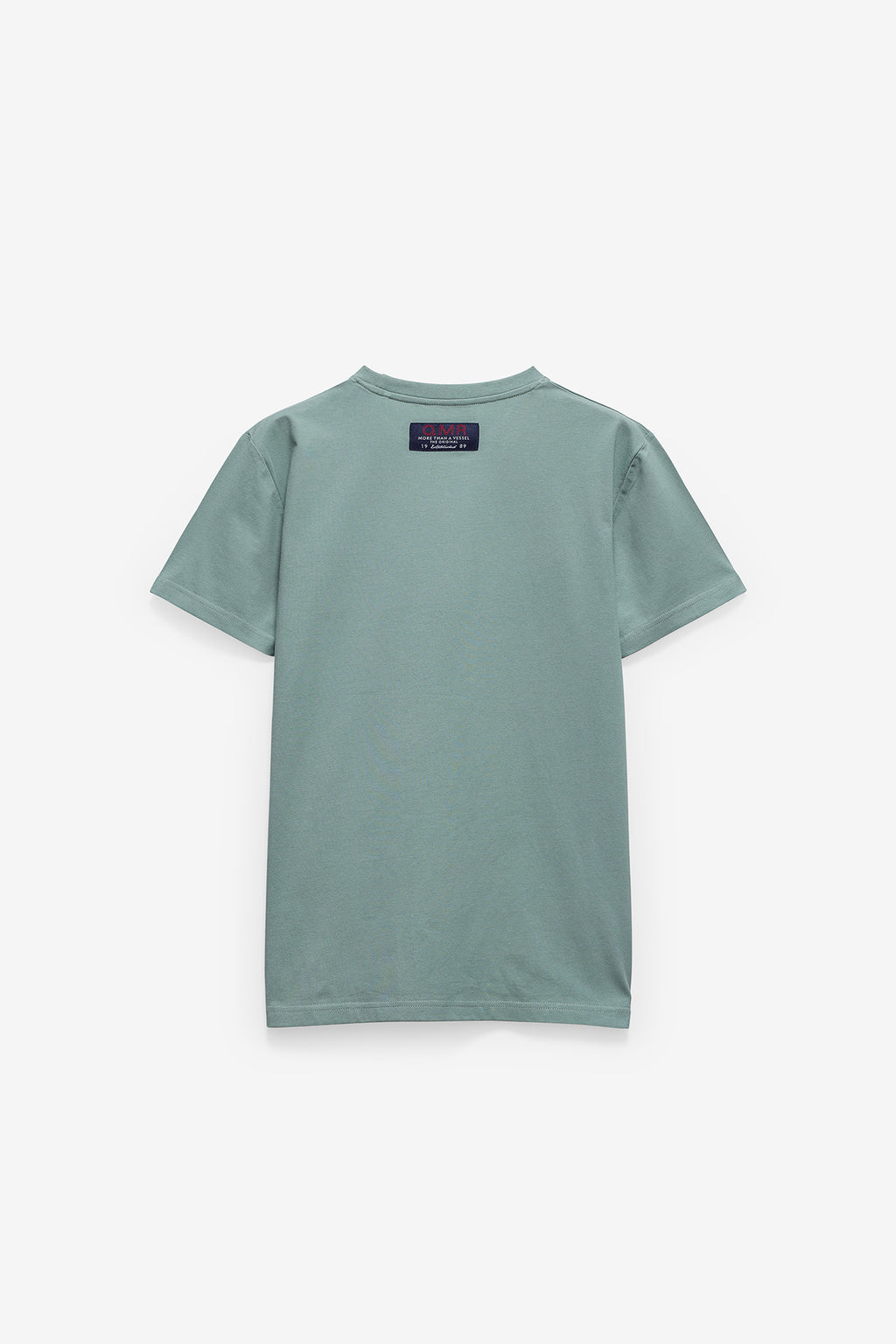 CAMISETA CON ESTAMPADO Y ETIQUETA